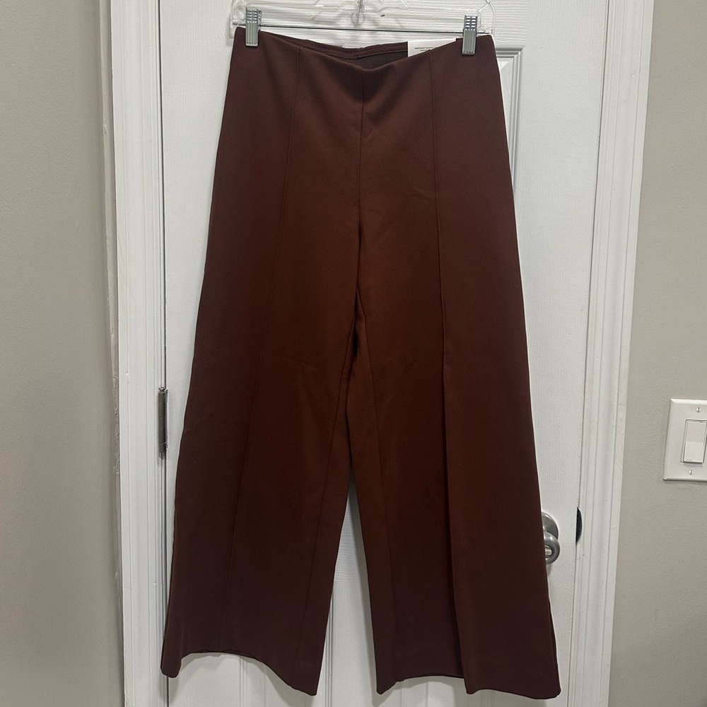 Chico’s Slimming Pintuck Wide Leg Ankle